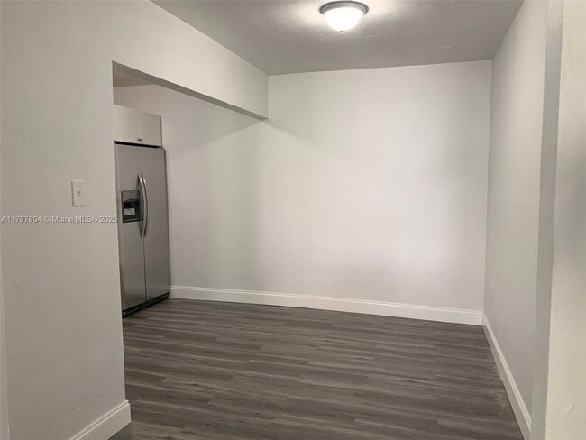 Building Photo - 6290 SW 39th St