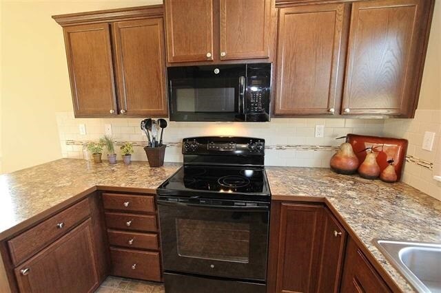 Building Photo - 2128 E Elm Grove Dr