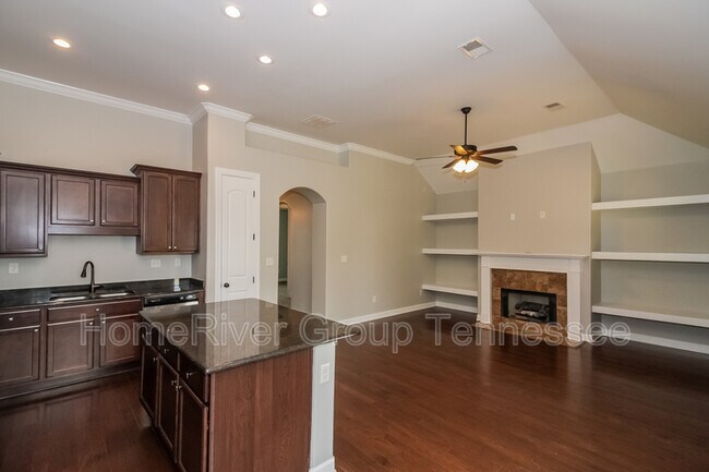 Building Photo - 40 Whispering Creek Cove