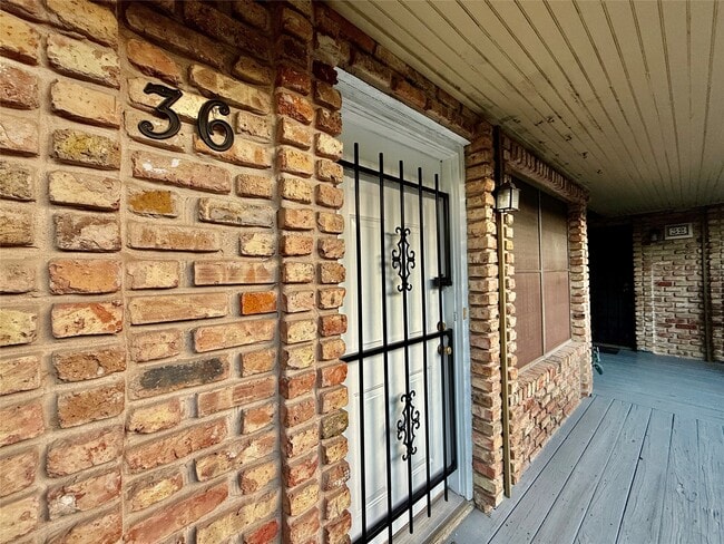 Foto del edificio - 6401 Skyline Dr