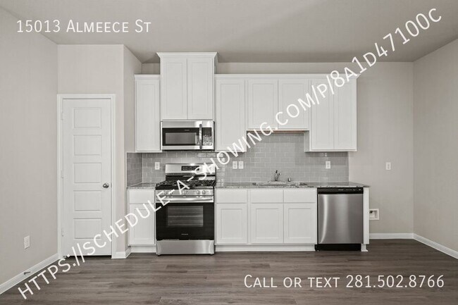 Foto del edificio - 15013 Almeece St