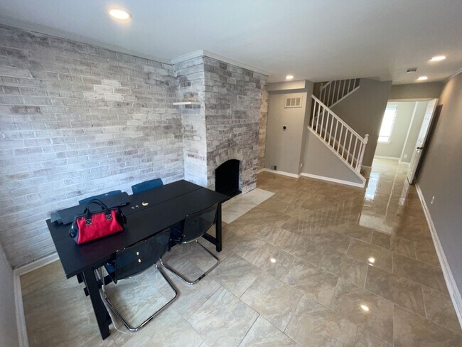 Foto del edificio - Georgetown Waterfront Home!