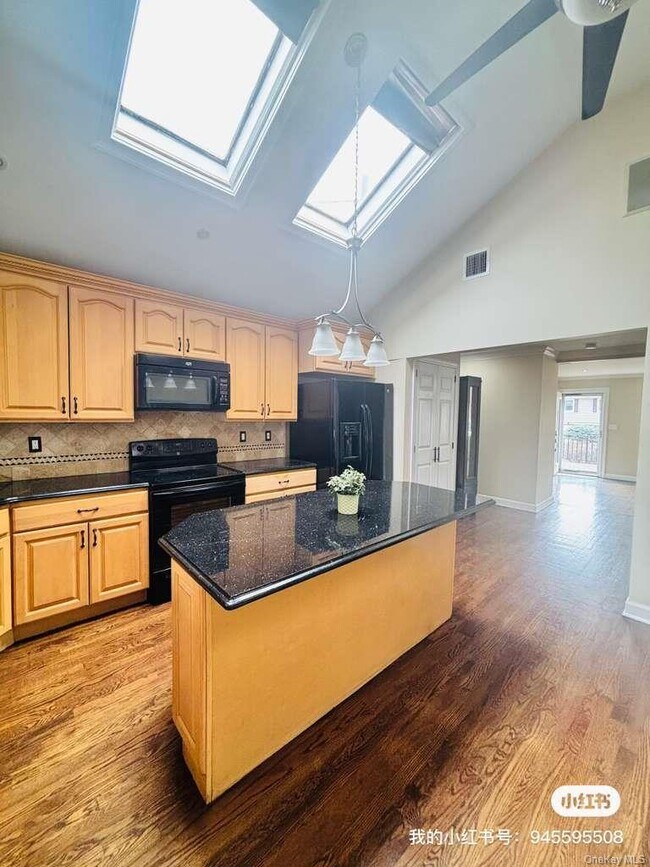 Foto del edificio - 3199 Ilene Ln