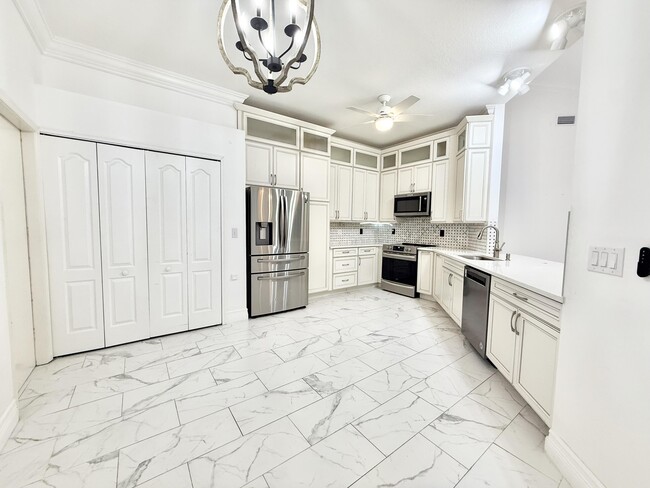 Building Photo - 9663 Boca Gardens Cir N