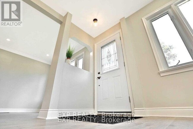 Building Photo - 778 Drury Ln