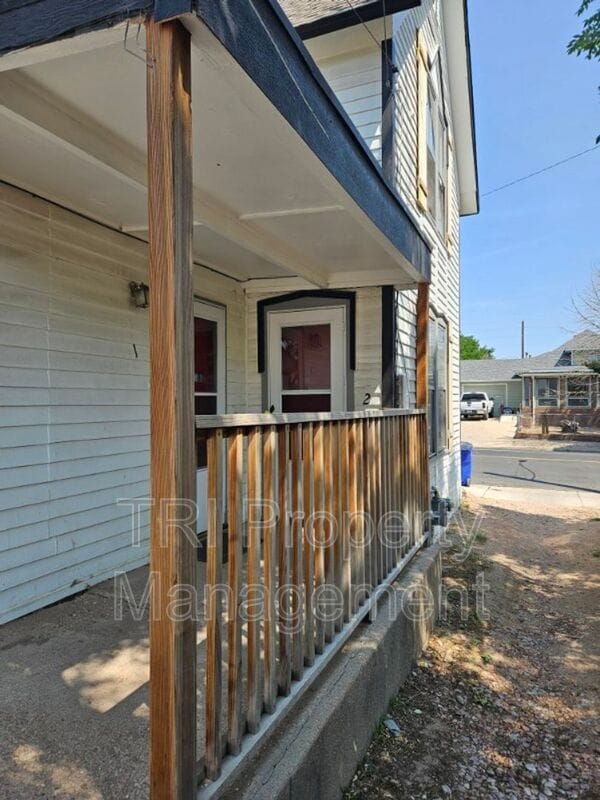 Building Photo - 1406 11th St