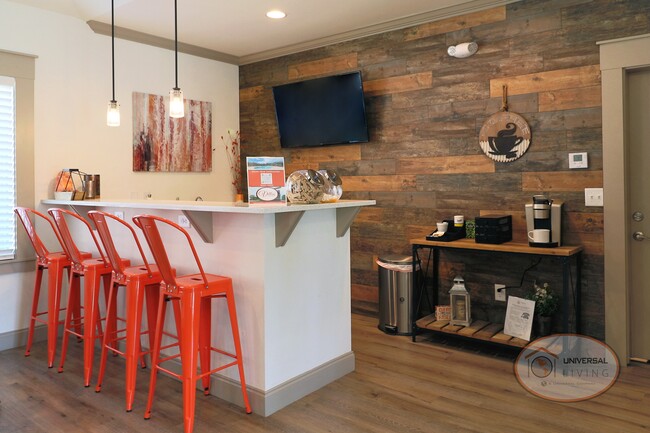Coffee Bar - The Villas at Avery Creek