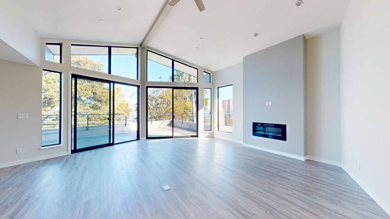 2758 Alki Ave SW Unit PH 2, Seattle, WA 98116 Condo for Rent in