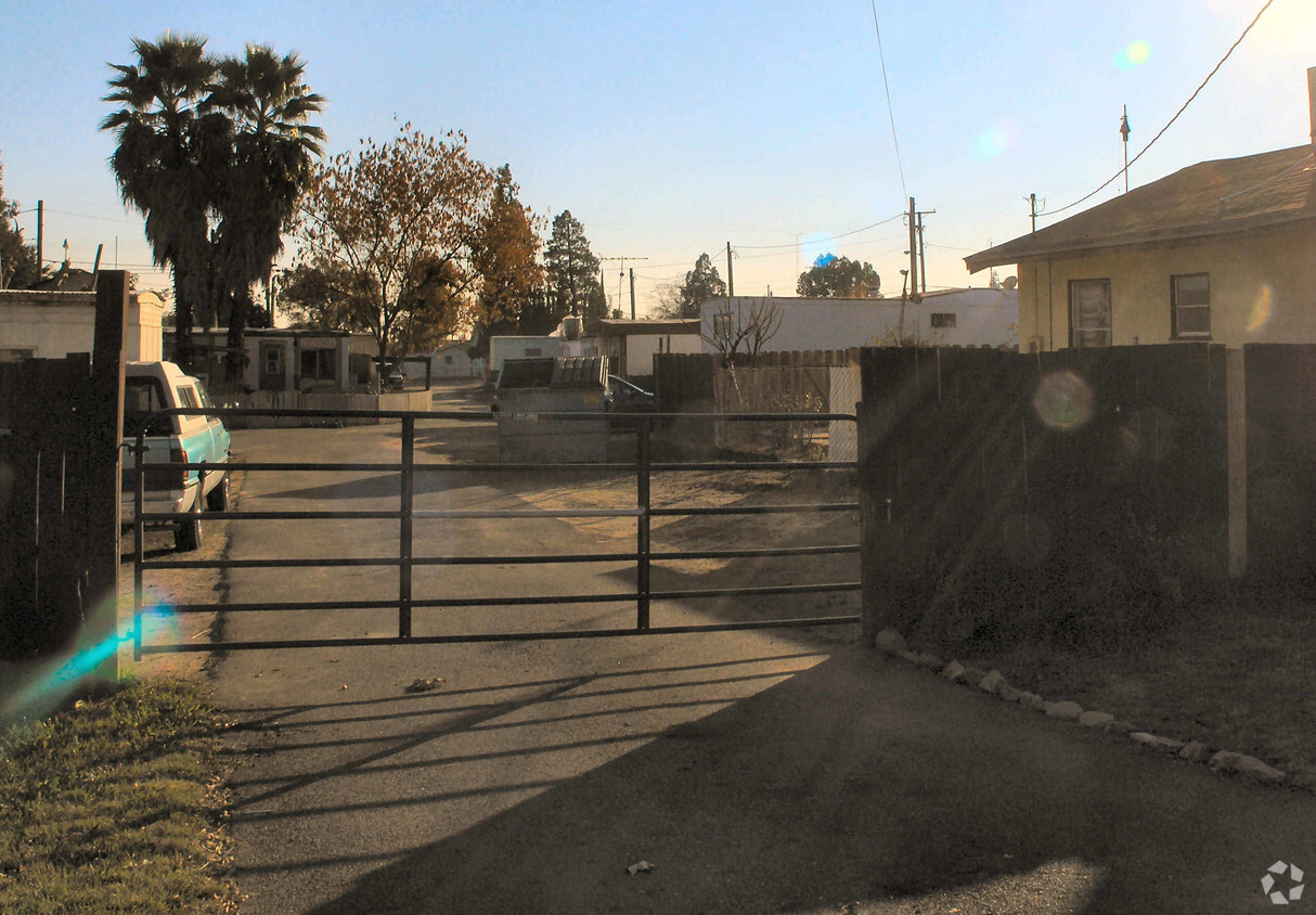 Foto del edificio - Modesto Mobile Home Park