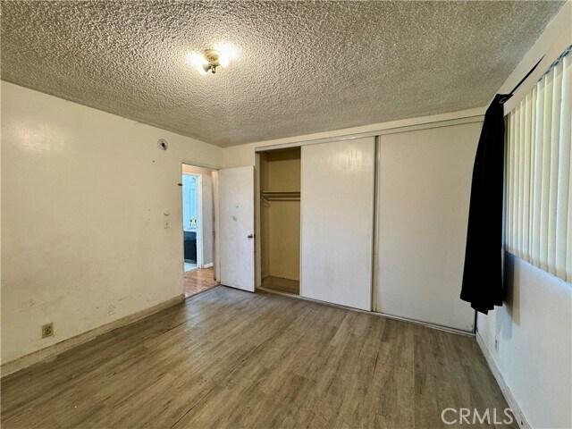 Foto del edificio - 143 S Ave 54