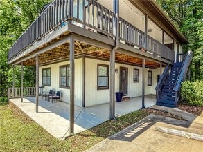 Building Photo - 280 Starritt Ln