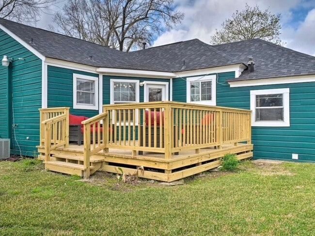3 Bedroom Single Family Home in Houston - 3 Bedroom Single Family Home in Houston
