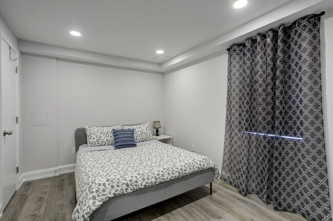 Foto del edificio - 7562 8th St NW