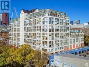 Building Photo - 222 The Esplanade