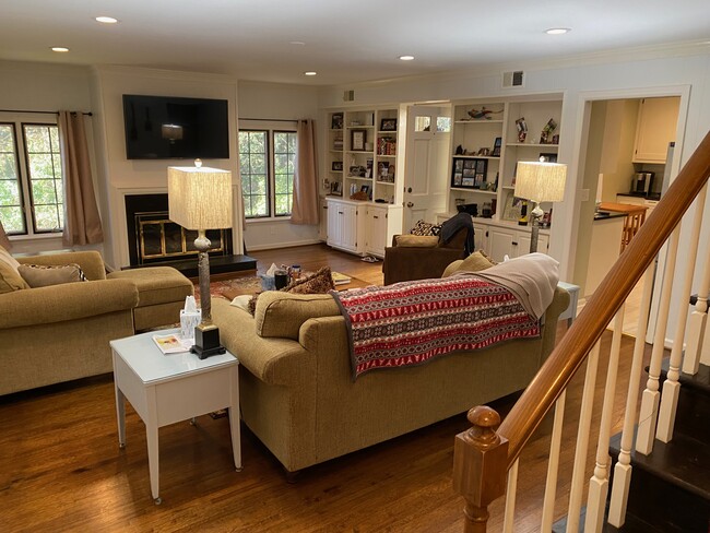 Foto del edificio - 4310 Wilderness Rd