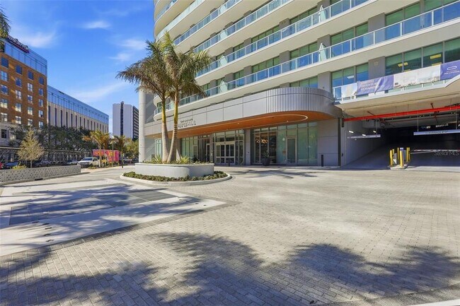 Foto del edificio - 400 Central Ave