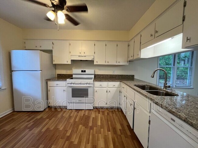 Foto del edificio - 4705 Fargo Ct