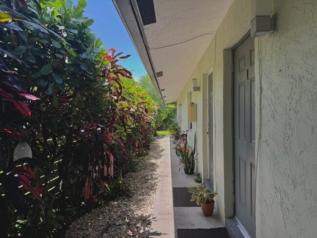 Foto del edificio - 1114 SW 2nd Ct
