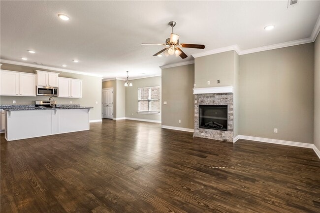 Foto del edificio - 121 Carrington Ave