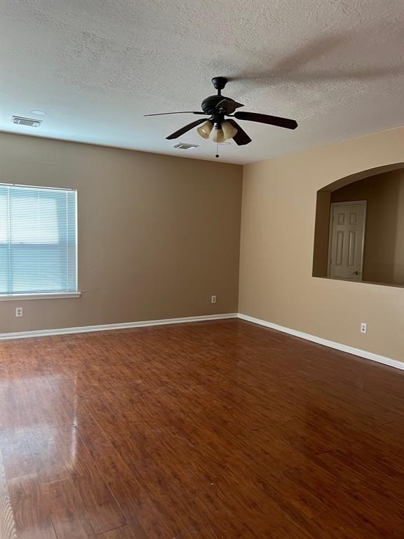 Foto del edificio - 9642 Weldridge Dr