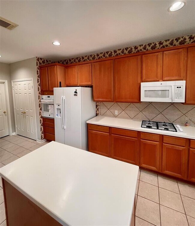 Building Photo - 2618 Landera Ct