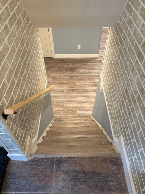 Escalier menant à l'appartement - 302 E 27th St