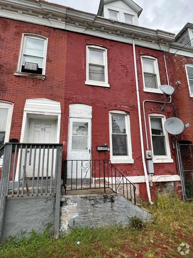 Building Photo - 468 W Hanover St