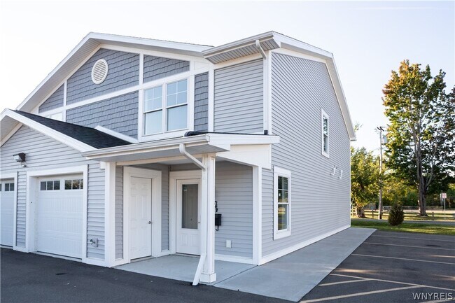 Foto del edificio - 8987 Iroquois St