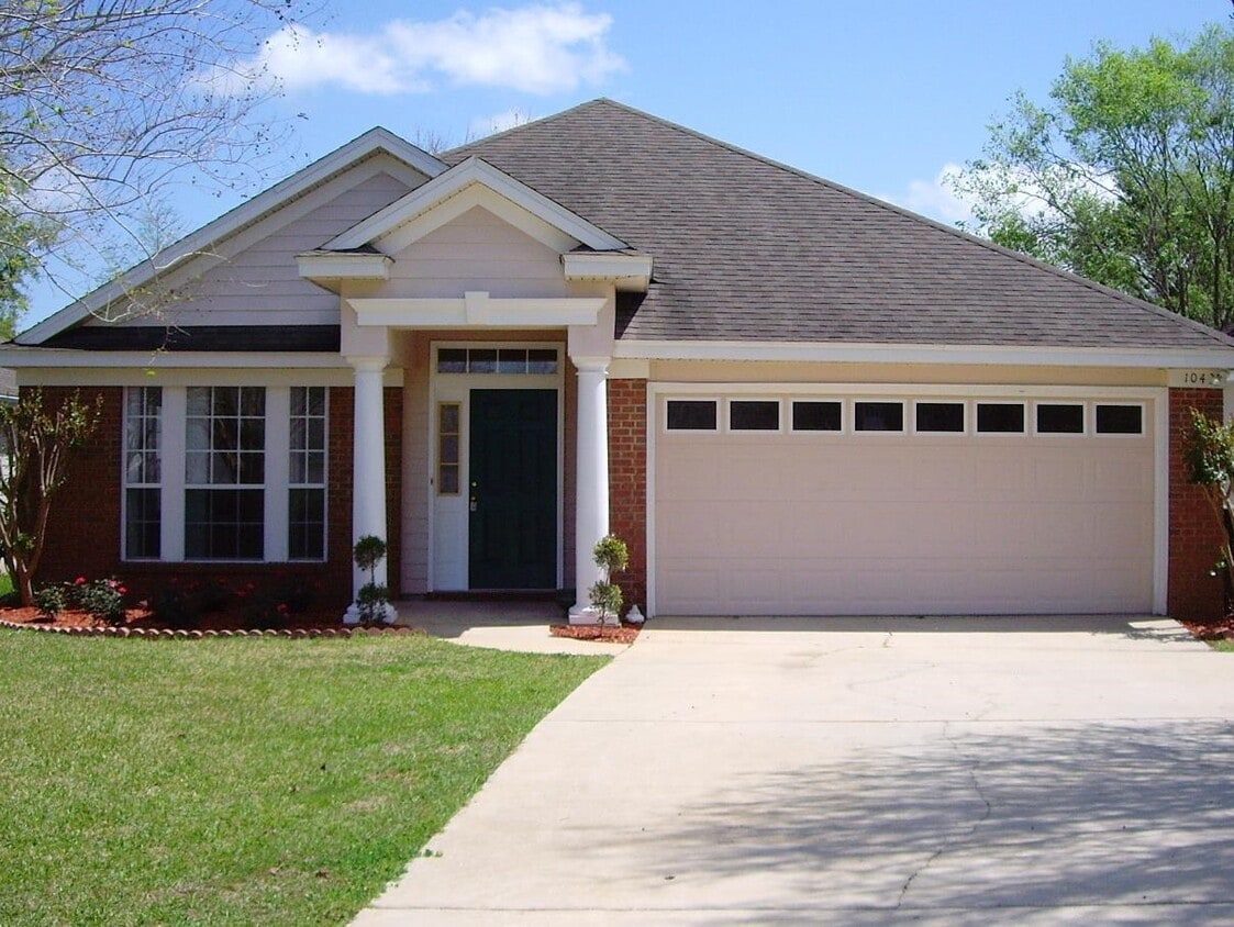 Primary Photo - 1043 Winter Ln