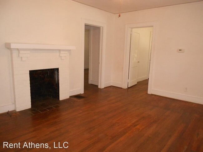 Building Photo - 2 br, 1 bath House - 142 Burnett Street