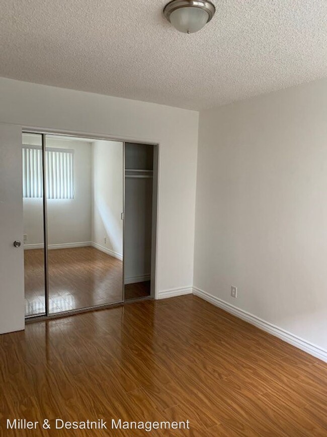 Foto del edificio - 3747 Clarington Ave