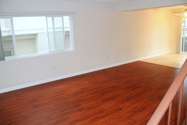 Building Photo - 2110 Farrell Ave