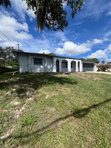 Foto del edificio - 2343 Gimlet Ave