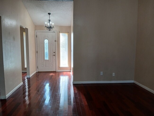 Building Photo - 400 Mokelumne Dr