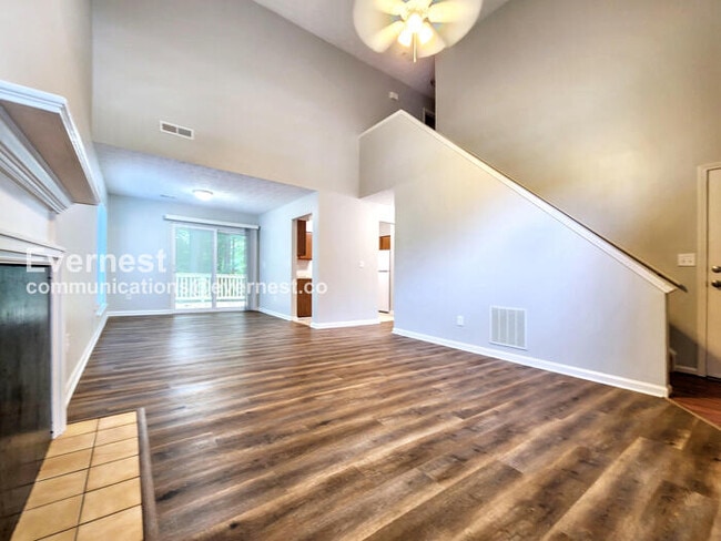 Foto del edificio - 944 Shiloh Ridge Run NW