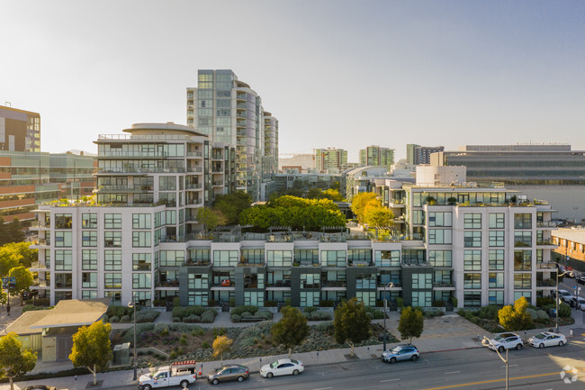 Building Photo - Madrone