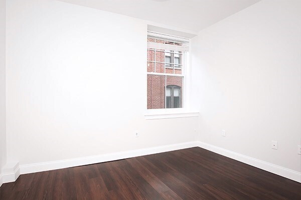 Foto del edificio - 120 Washington St