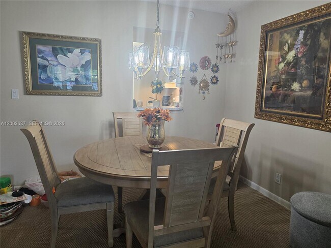Foto del edificio - 7664 NW 18th St