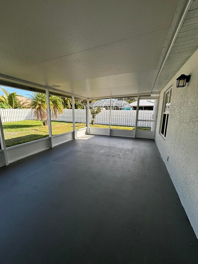 Foto del edificio - 2109 SE Trillo St