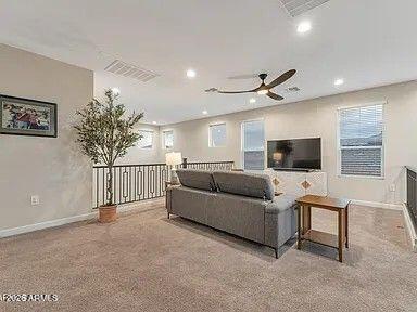 Foto del edificio - 5031 E Paddock Pl
