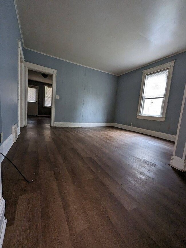 Building Photo - 149 River Street