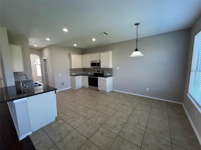 Foto del edificio - 5148 Waterview Ct