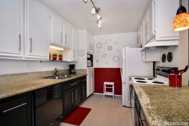 Building Photo - 5026 Collwood Way
