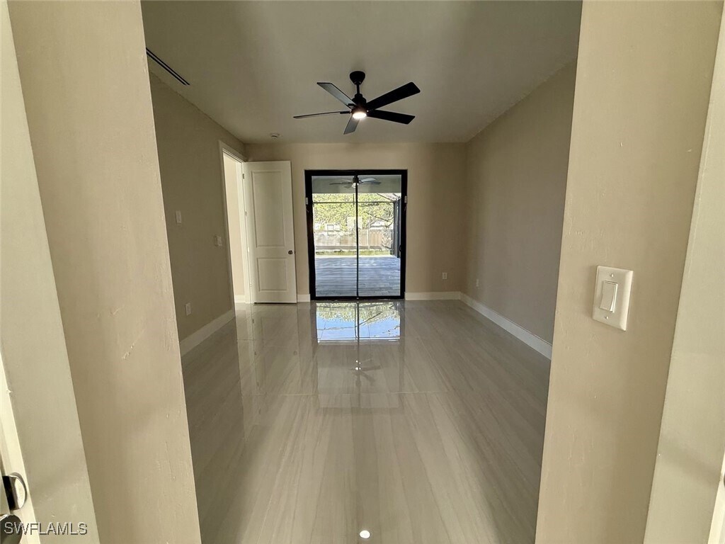 Foto principal - 607 NW 8th Terrace