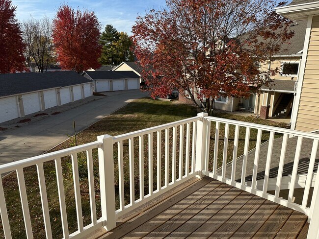 Deck - 1110 N 6th St