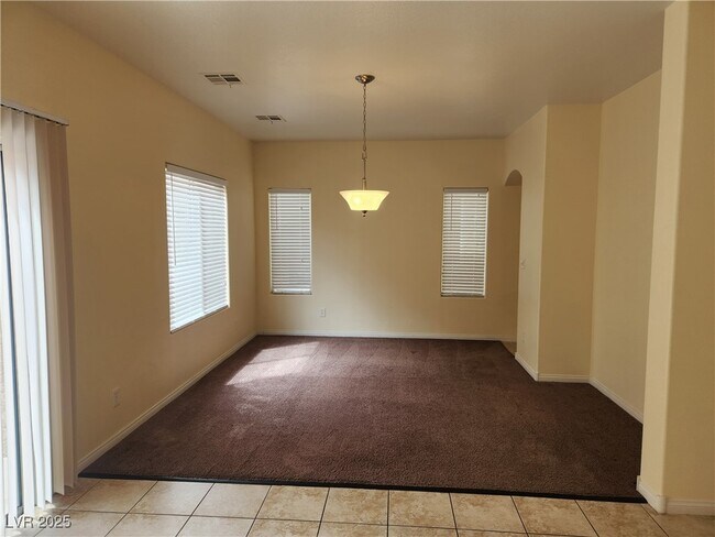 Foto del edificio - 9319 Fitzwilliam Ave
