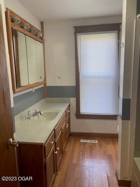 Building Photo - 2209 Bird Ave