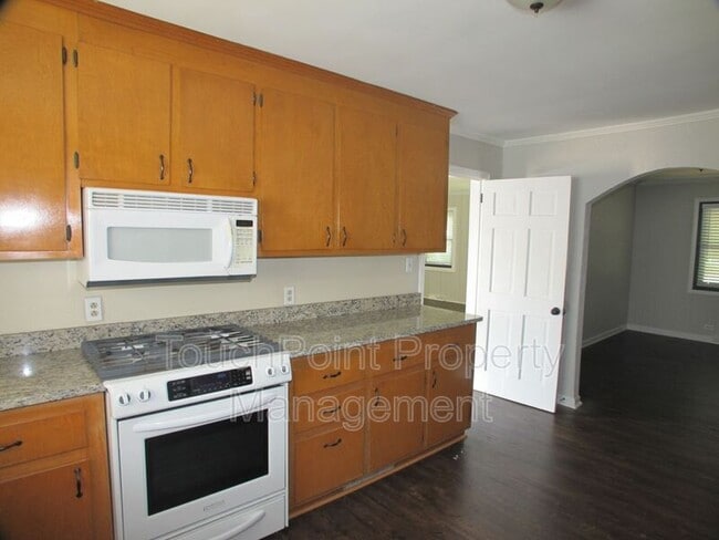 Building Photo - 6561 Morehead Rd