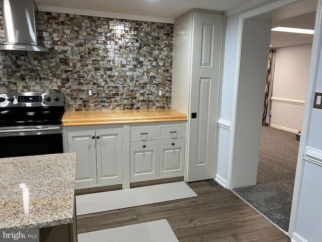 Photo - 216 Stern Cove House