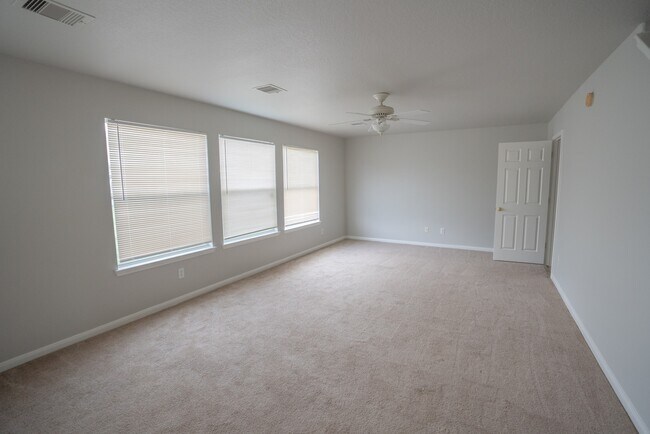Building Photo - 20830 Balmoral Glen Ln